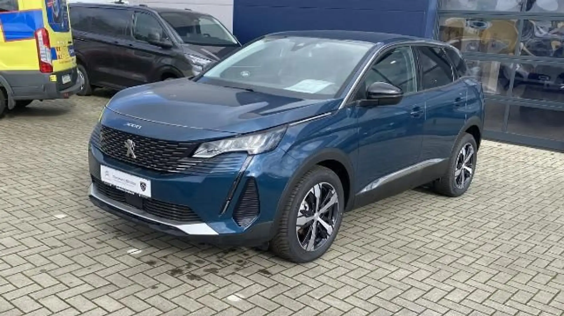 Peugeot 3008 1.2 PureTech 130 Allure ,Navi, Klimaautomat Blau - 1