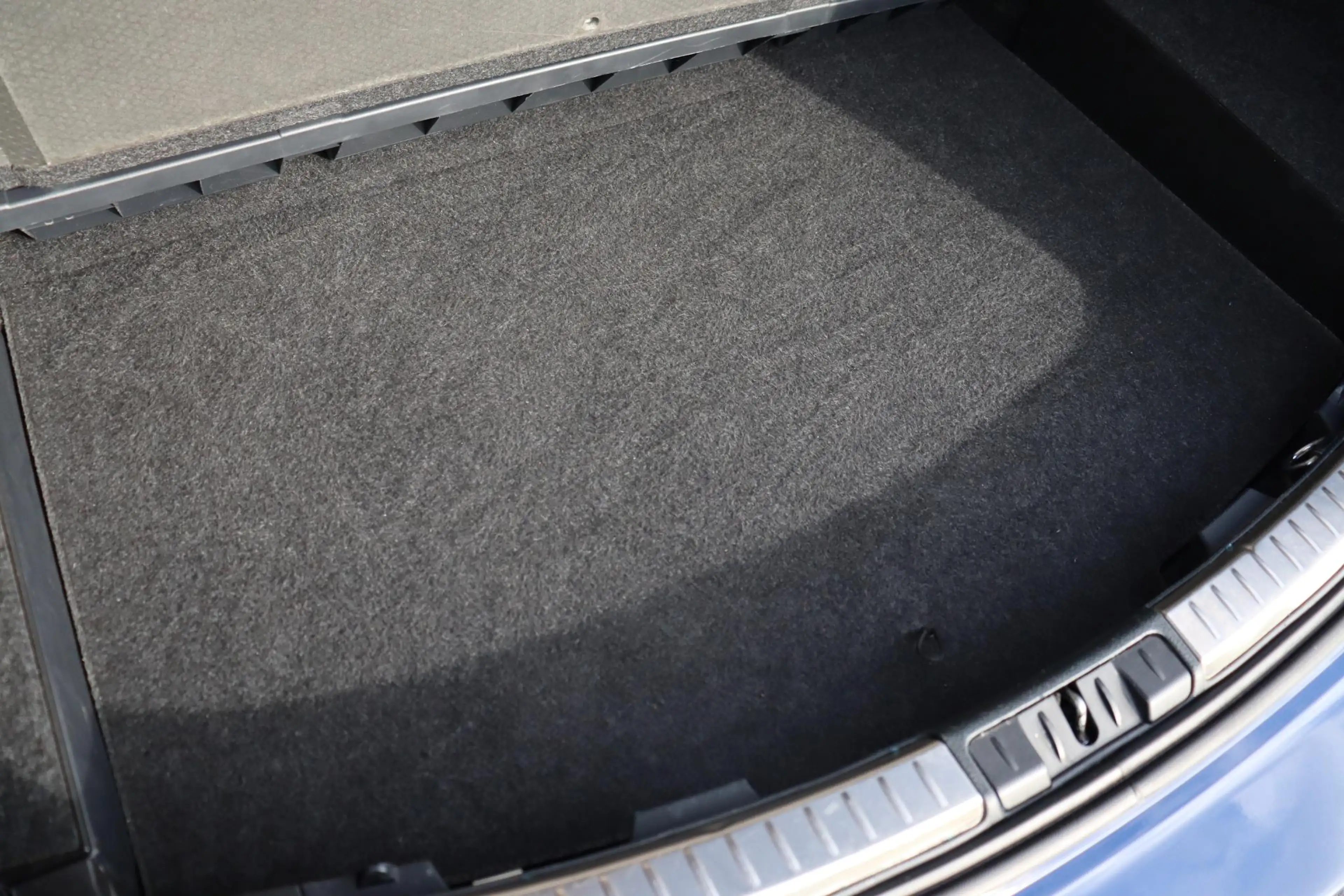 Toyota Auris Touring Sports 1.8 Hybrid Dynamic Ultimate, Trekha — photo 15