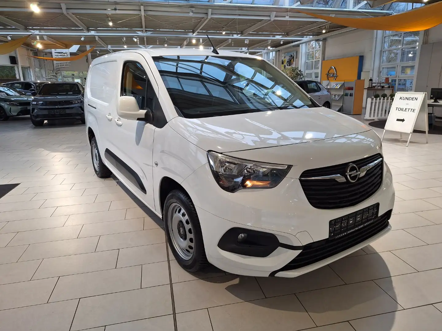 Opel Combo Cargo XL Edition 1.5 lange Version Weiß - 2