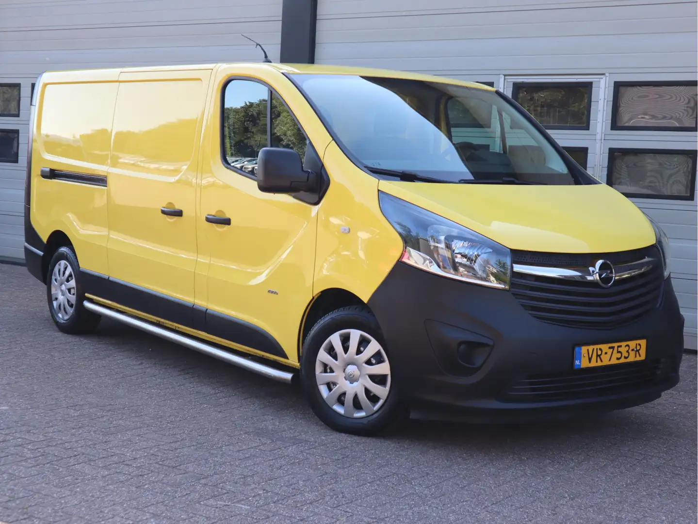Opel Vivaro 1.6 CDTI 120pk L2 Lang - Trekhaak - Navi - Airco Jaune - 2