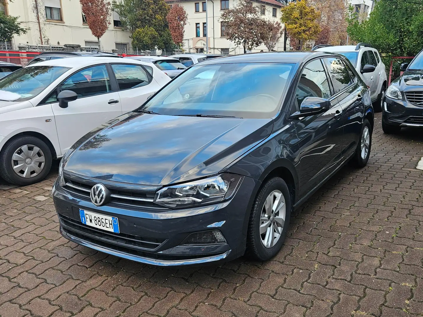 Volkswagen Polo Polo 5p 1.0 evo Comfortline 65cv CLIMA AUT-CARPLAY Grigio - 2