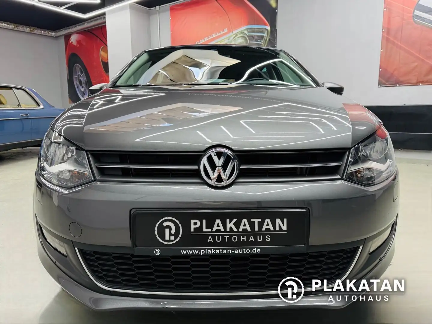 Volkswagen Polo 1.6 TDI Highline Grijs - 2