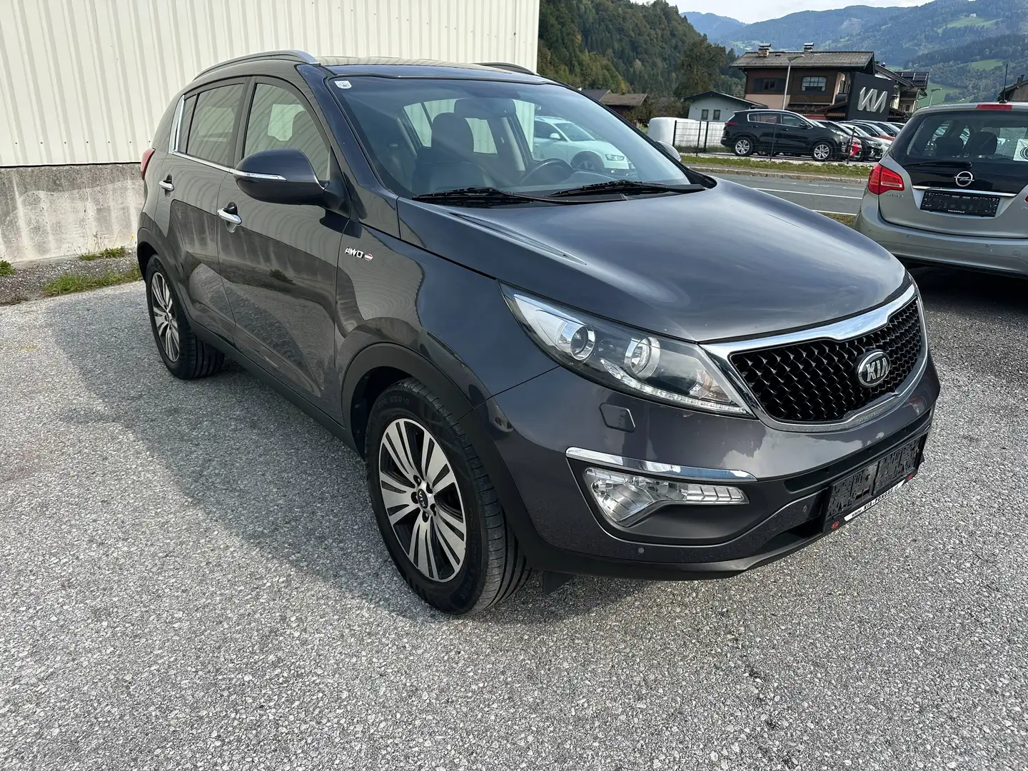 Kia Sportage 2.0 Diesel 4 WD Pickerl 8/2027 Grau - 1