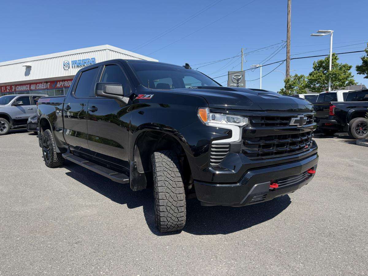 2024 Chevrolet Silverado 1500 LT Trail Boss cabine multiplace 4RM 157 po — снимка 1