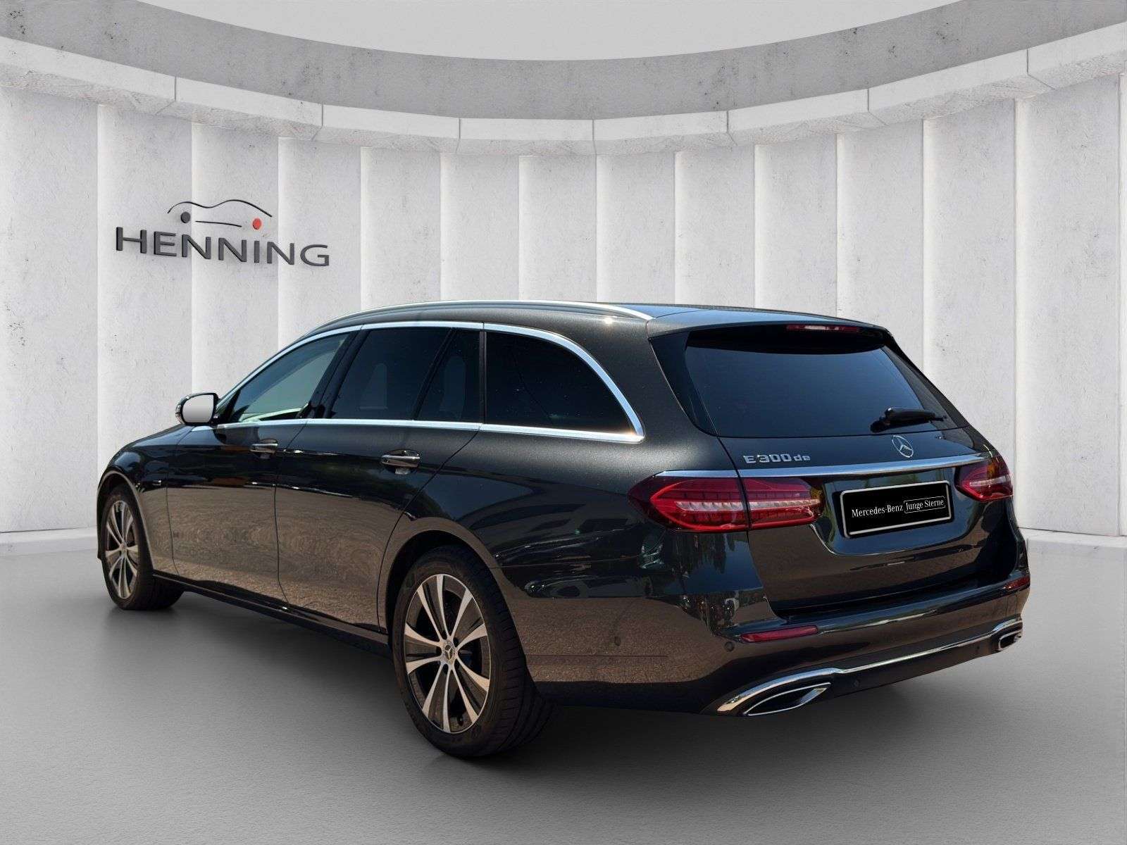 Mercedes-Benz E 300