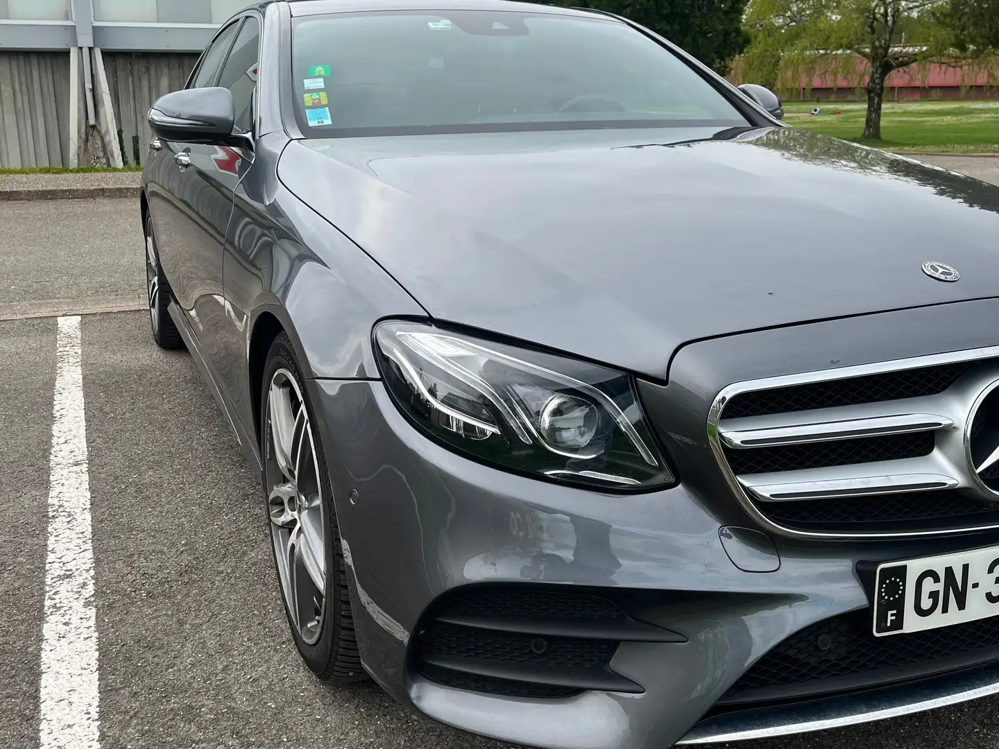 Mercedes-Benz E 220 Classe E 220 d 9G-Tronic AMG Line Gris - 2