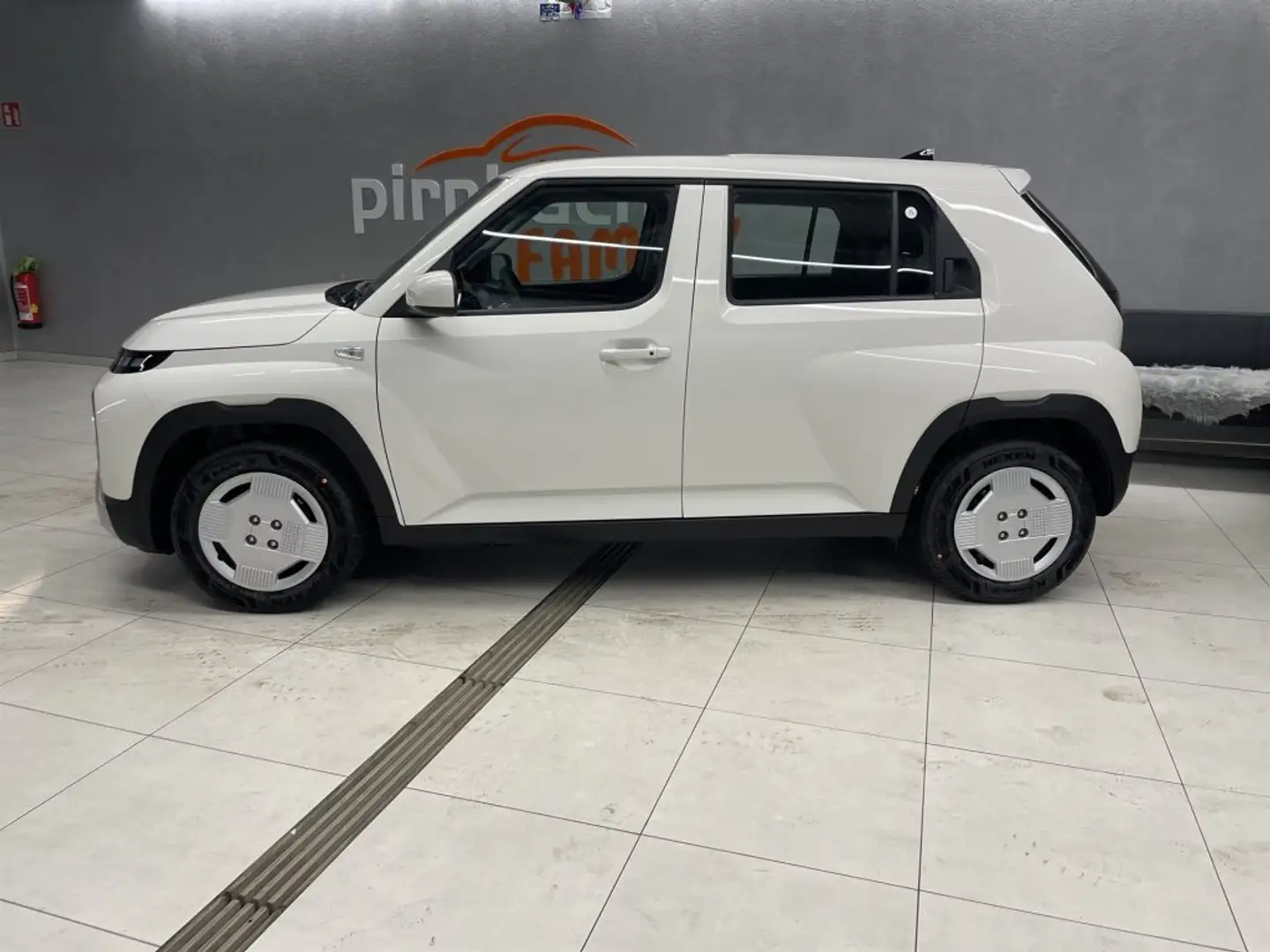 Hyundai Inster Smart Line 42kWh r5s41-P1 Weiß - 2