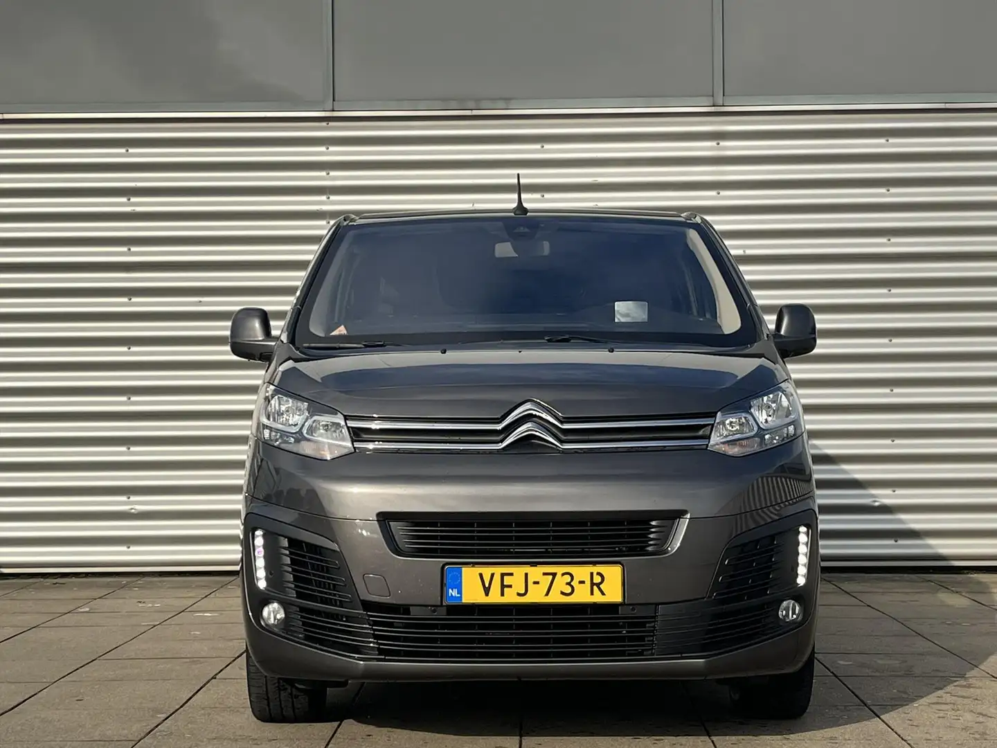 Citroen Jumpy GB XL 2.0 BlueHDi 180PK 8-traps Automaat 3-zits | Gris - 2