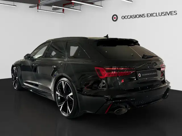 Audi RS6 view 6