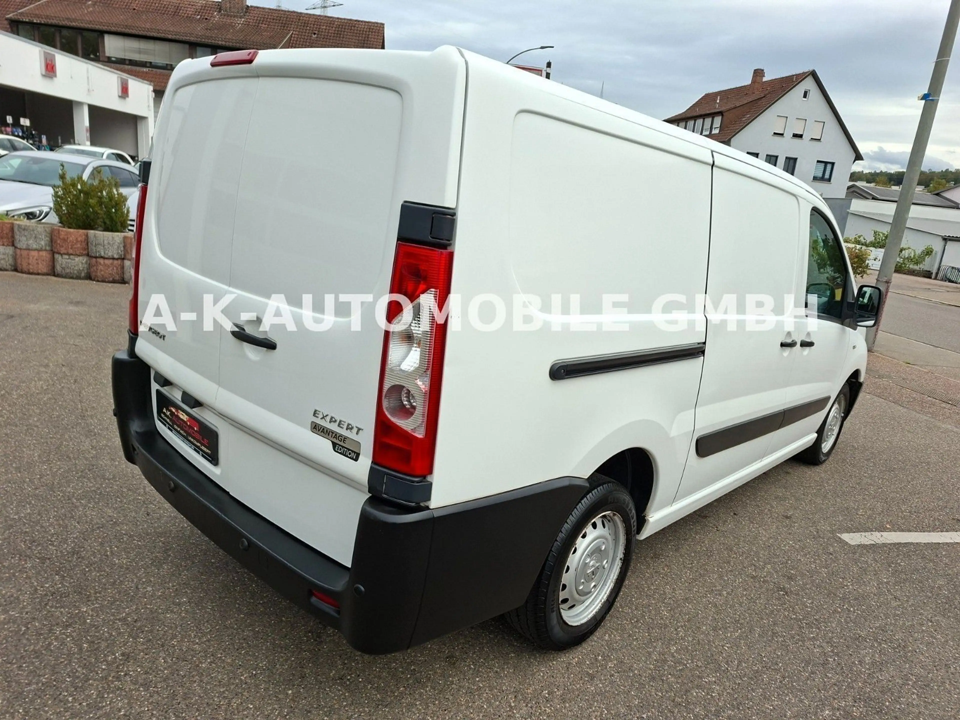 Peugeot Expert Kasten L2H1 Avantage Edition — photo 10