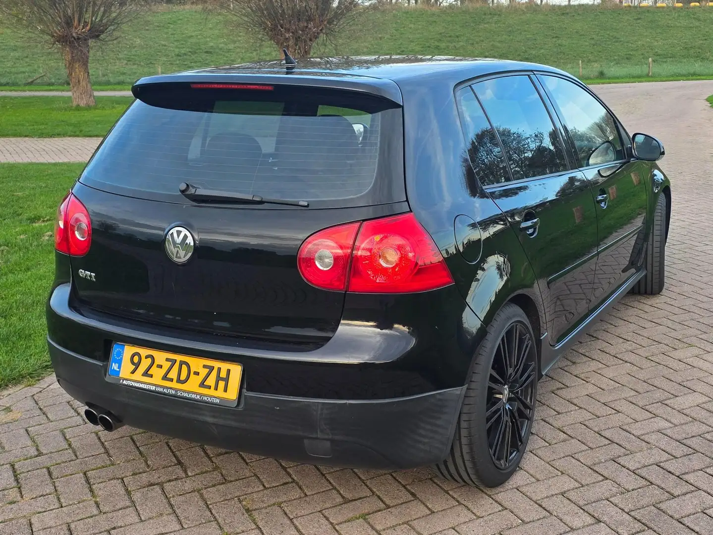 Volkswagen Golf Golf 2.0 TFSI GTI 60 Zwart - 2