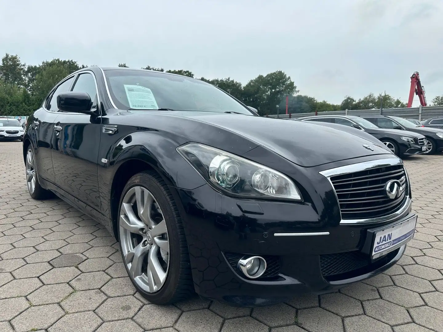 Infiniti Q70 3.0 d S Sitzklima Leder Xenon Schwarz - 2
