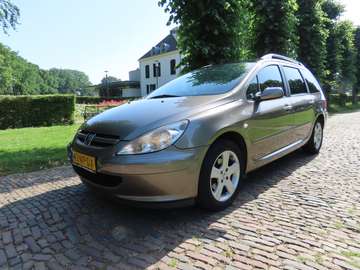 SW 2.0 16V Pack 7 Persoons Automaat Ecc Cruisecont