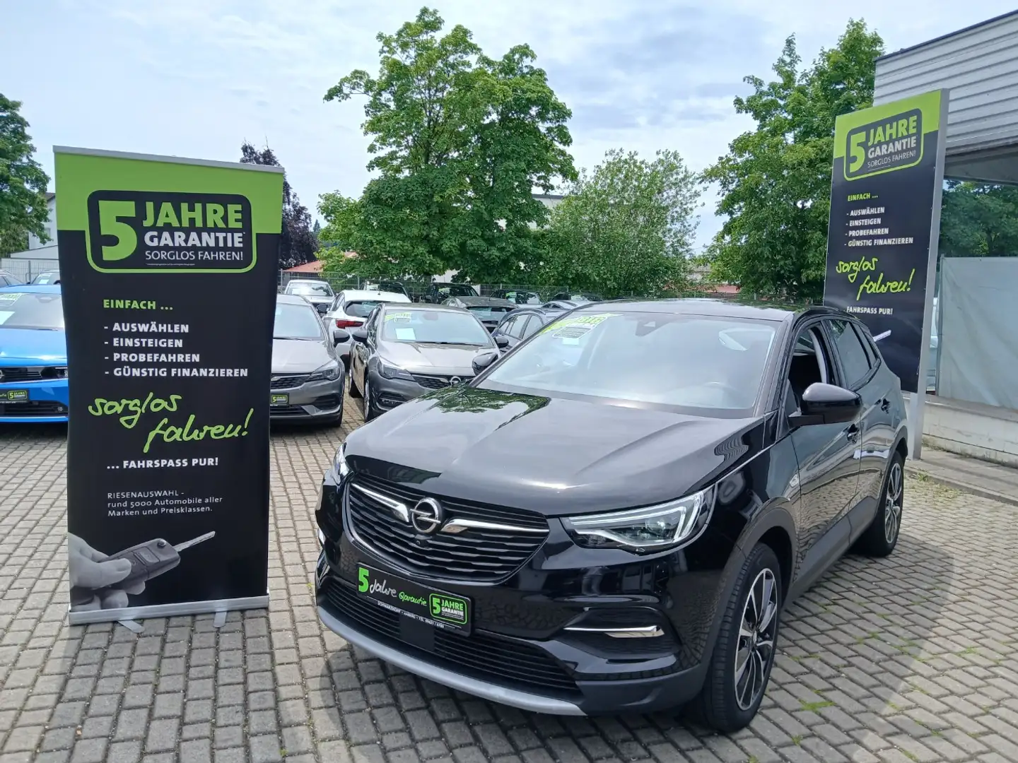 Opel Grandland 1.5D AHK,Navi,SitzheizungVorne&Hinten Noir - 2