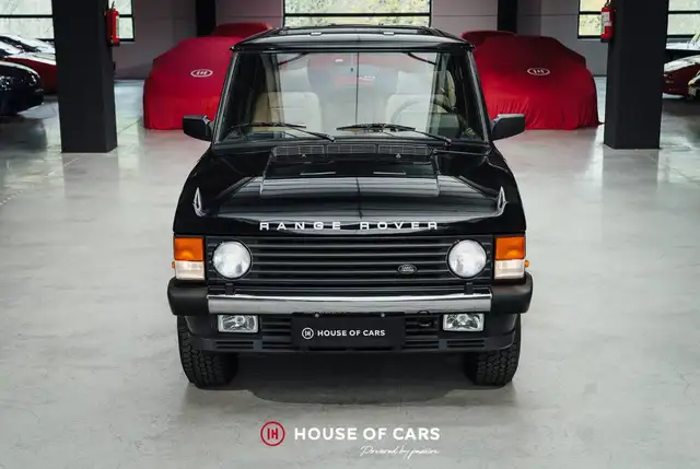 Land Rover Range Rover view 3