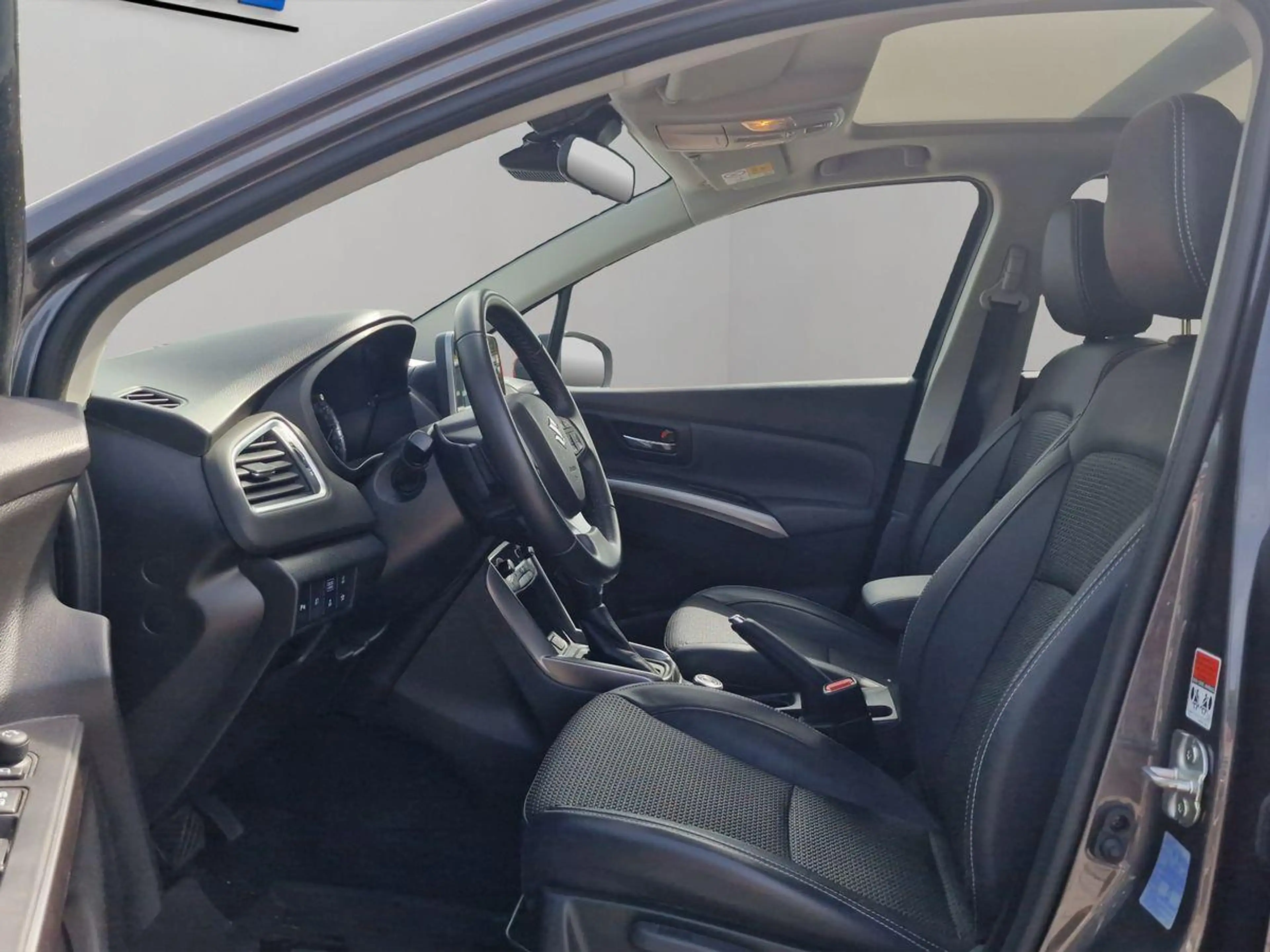 Suzuki SX4 S-Cross S-Cross 1.5 Hybrid AGS Comfort+ AllGrip — photo 13