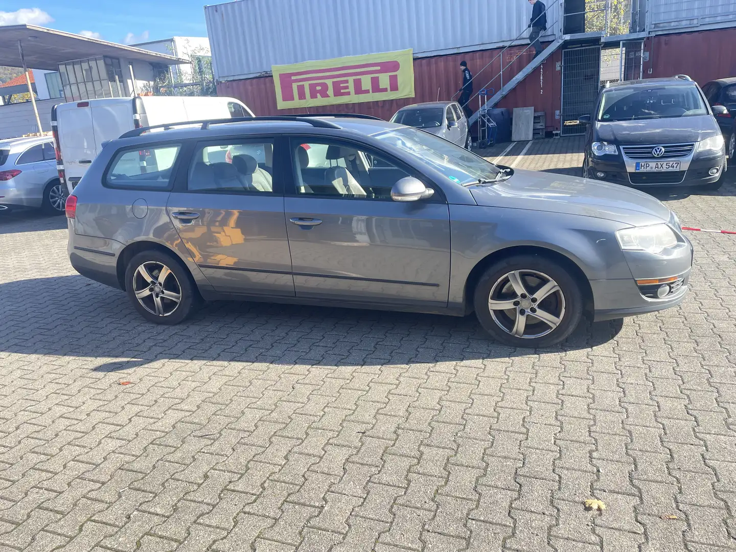 Volkswagen Passat 2.0 TDI DSG Highline - 2