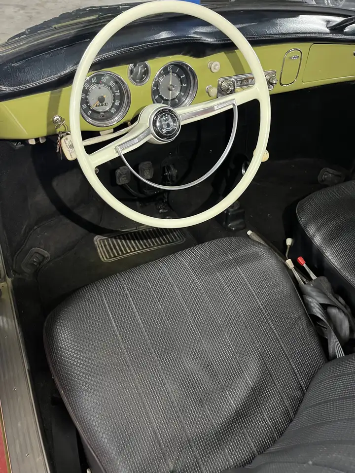 Volkswagen Karmann Ghia, foto 8