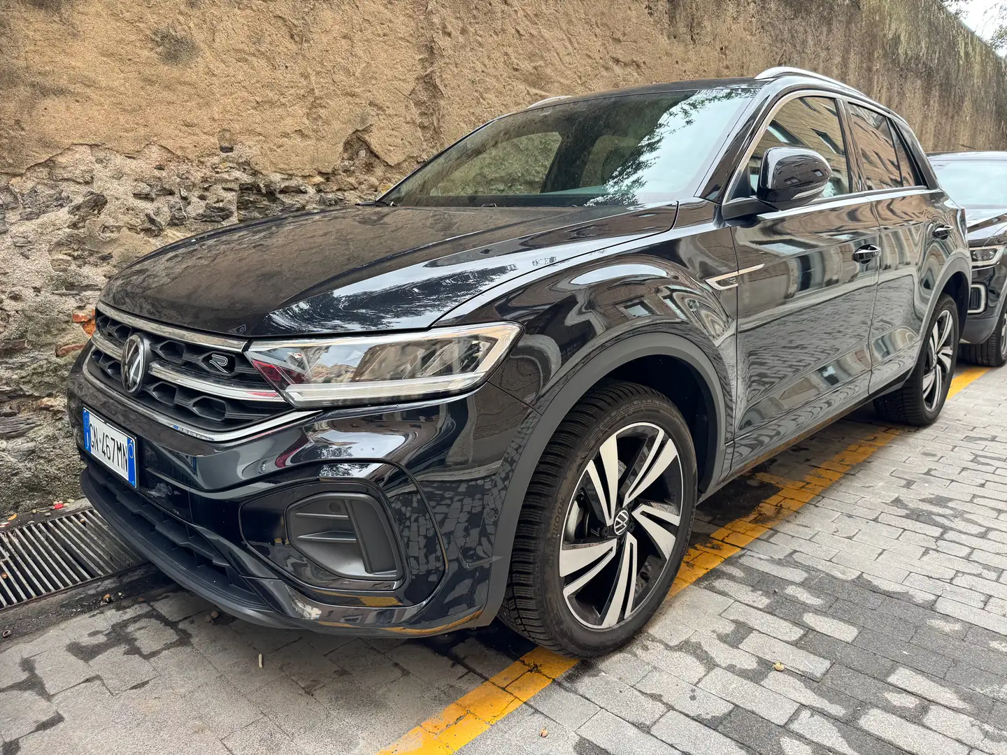 Volkswagen T-Roc T-Roc 1.0 tsi R-Line 110cv Zwart - 2