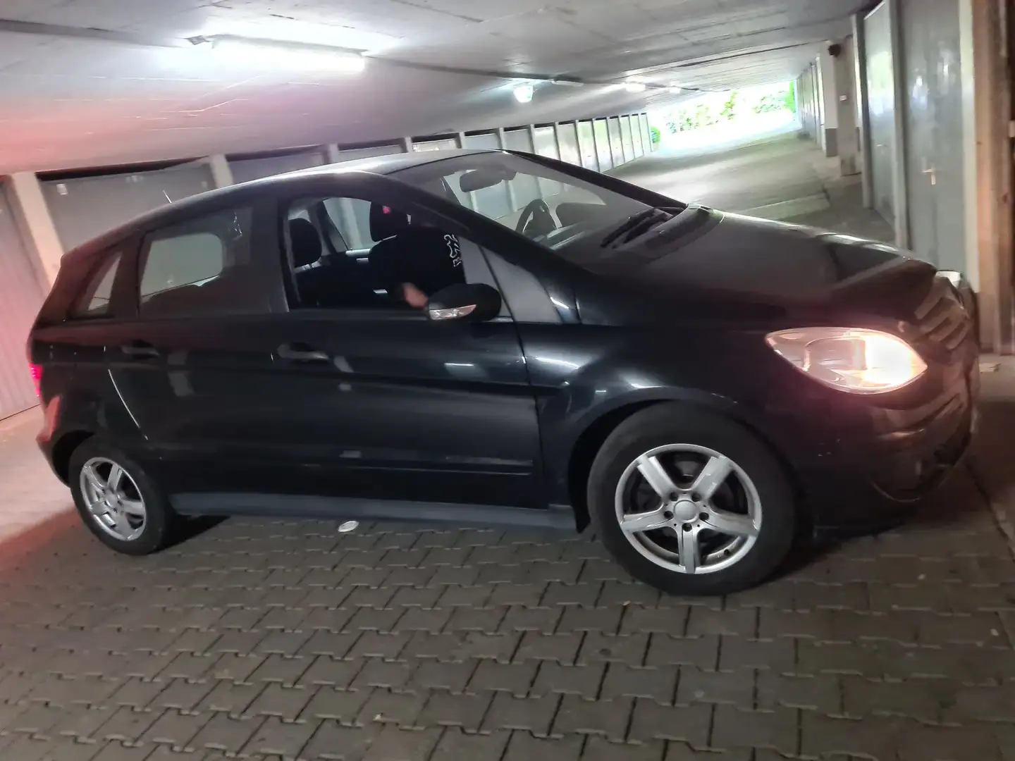 Mercedes-Benz B 170 B 170 (245.232) Černá - 1