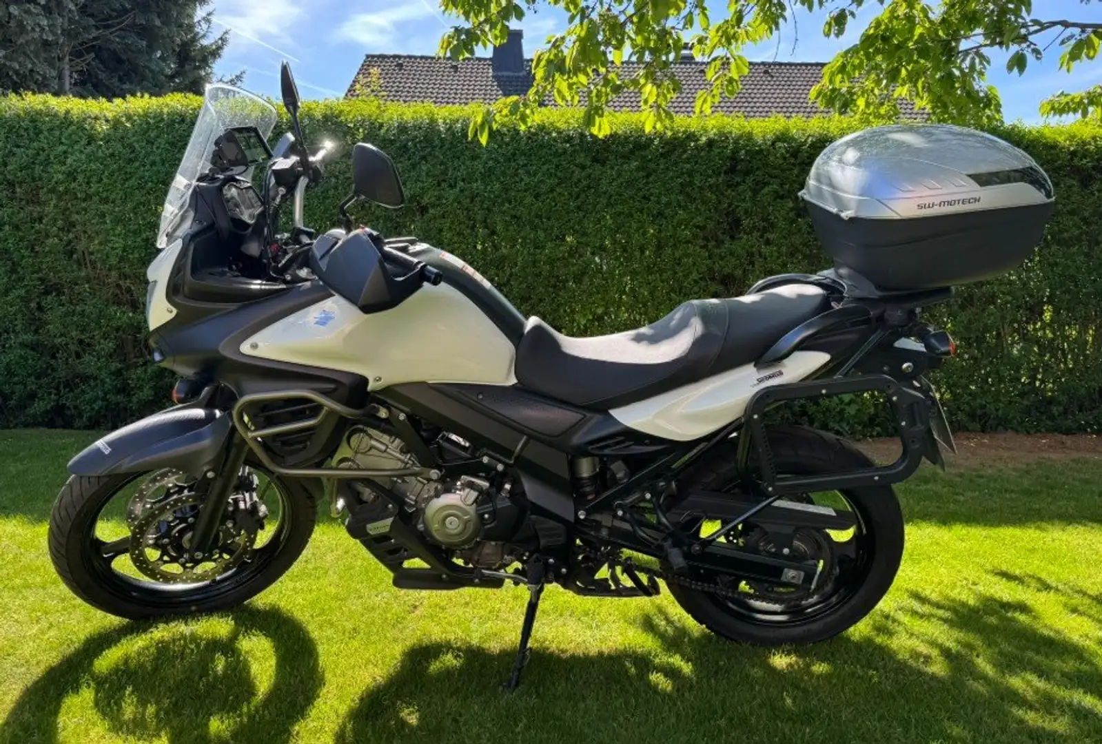 Suzuki V-Strom 650 DL650A, ABS, incl. Navi Alb - 1
