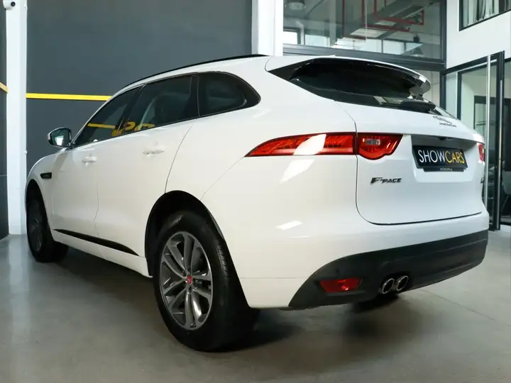 Jaguar F-Pace 2020, foto 30