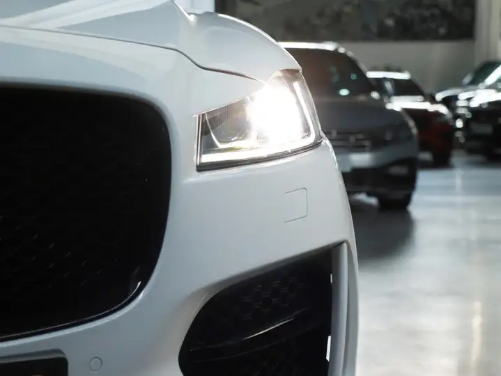 Jaguar F-Pace 2020, foto 31