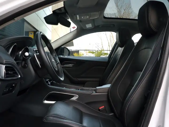 Jaguar F-Pace 2020, foto 9