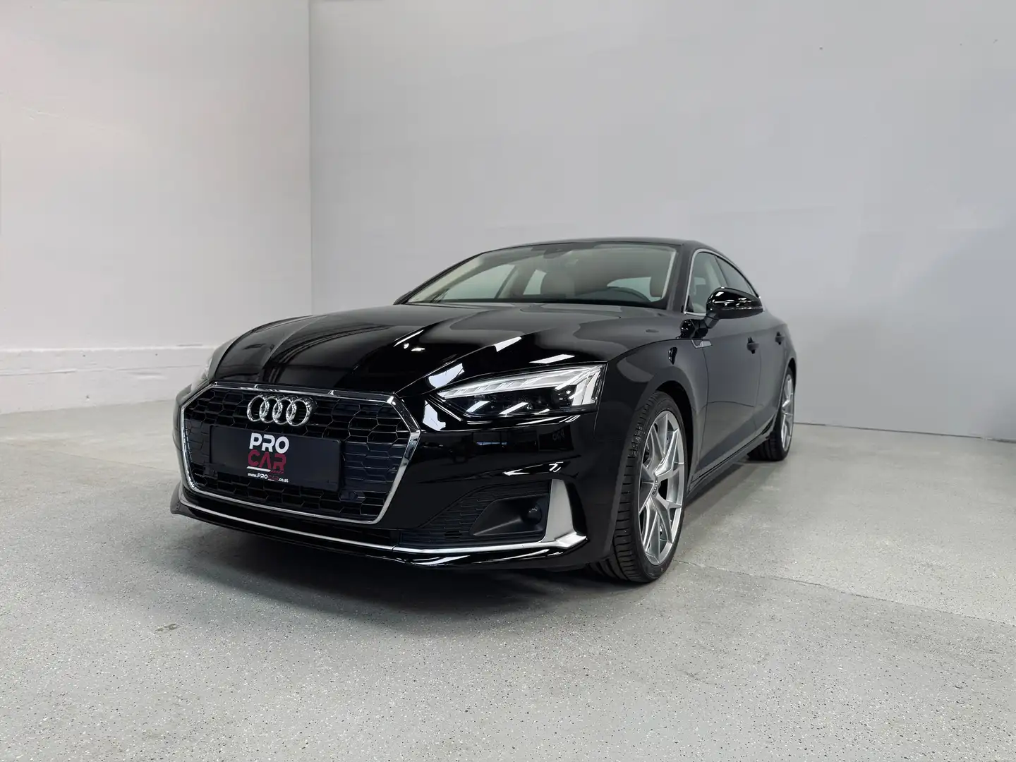 Audi A5 SB 40 TDI Sport *Standheizung/Leder/Keyless/Matrix Schwarz - 1