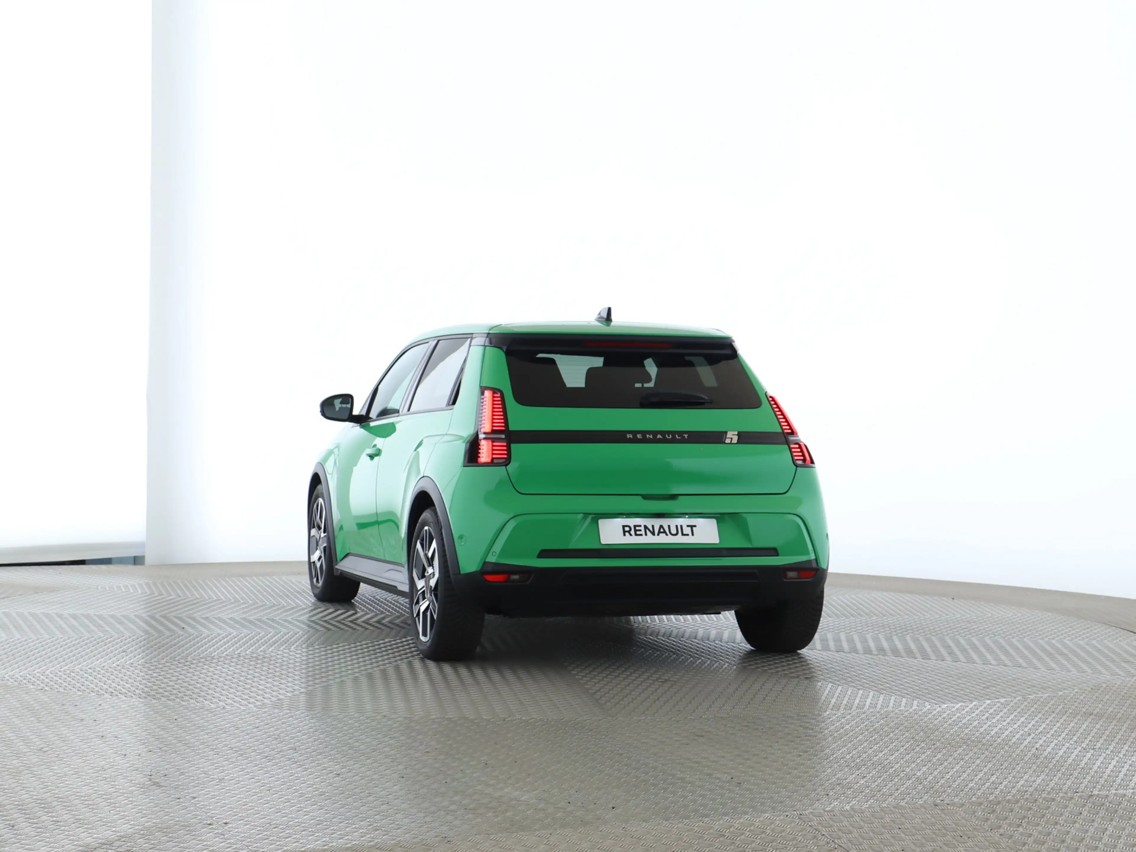 Renault R 5 E-Tech Techno 120 Urban Range — photo 13