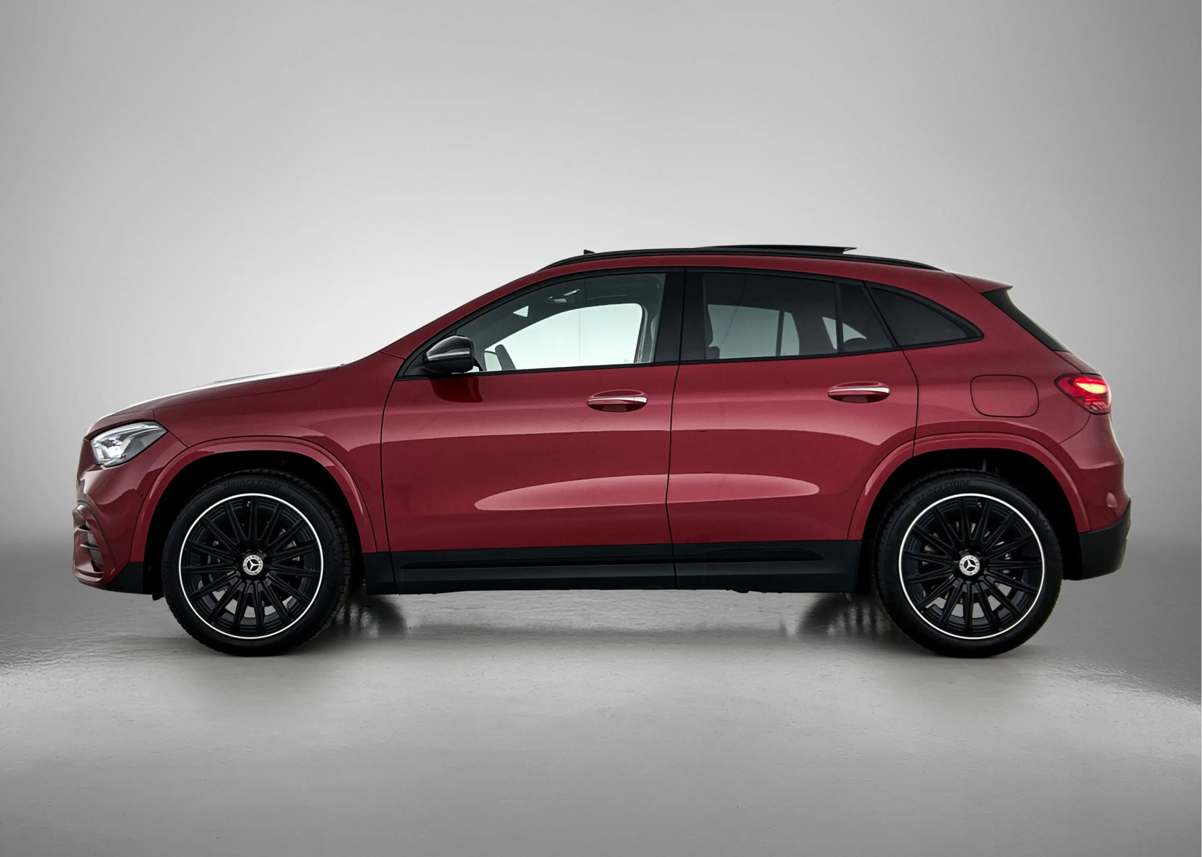 Mercedes-Benz GLA 250 e 140 Year Edition | Plus pakket | Nightpakket | P — photo 3