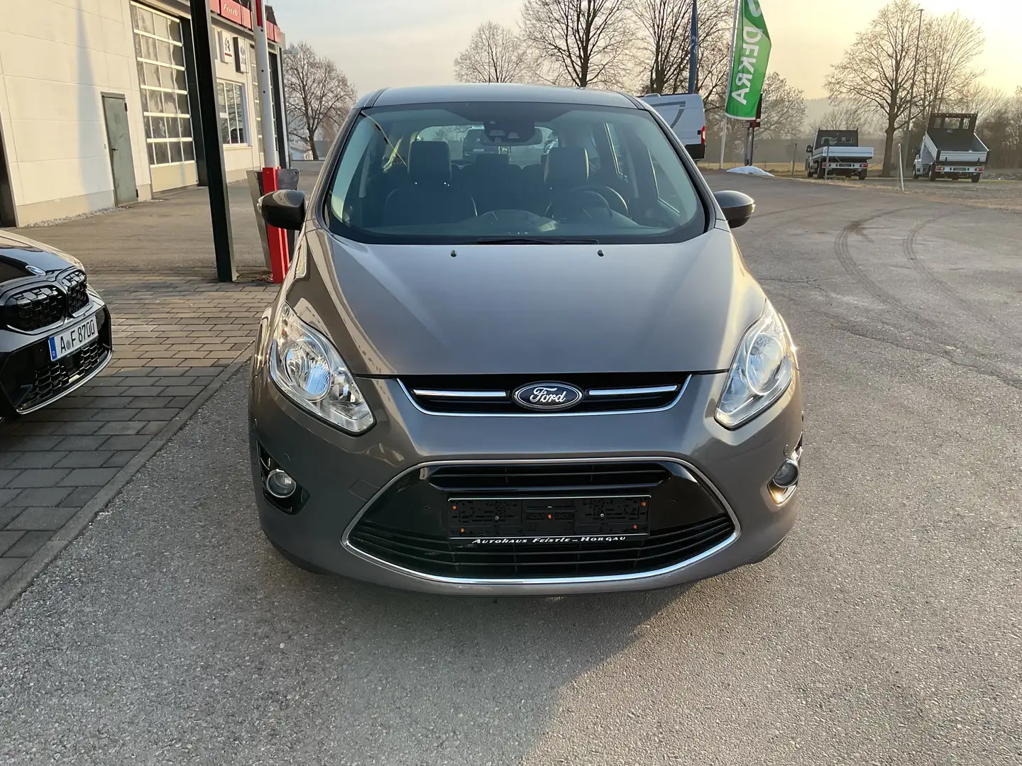 Ford C-Max Titanium Sommer u Winterreifen Braun - 2