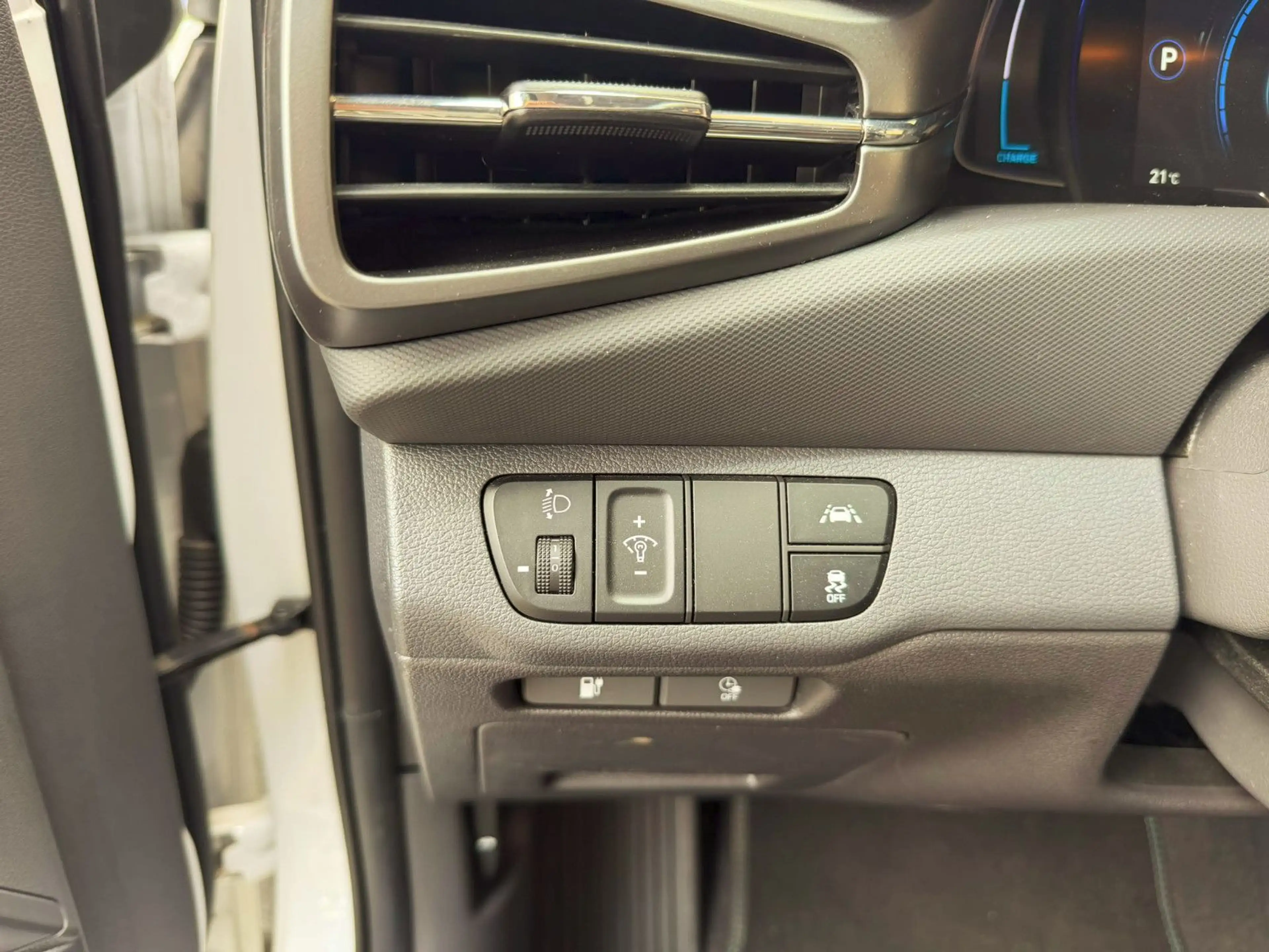 Hyundai IONIQ Trend Elektro aus 2. Besitz erst 19Tkm!!! — photo 15