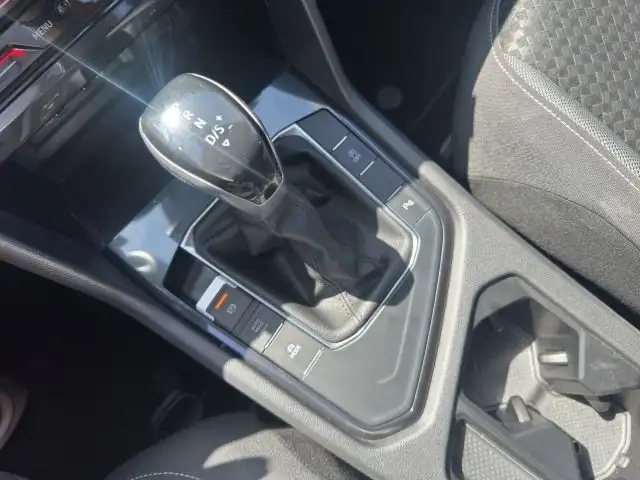 Volkswagen Tiguan view 11