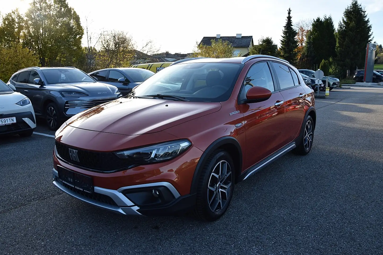 Fiat Tipo Cross MultiJet 130 SCR Cross Orange - 1