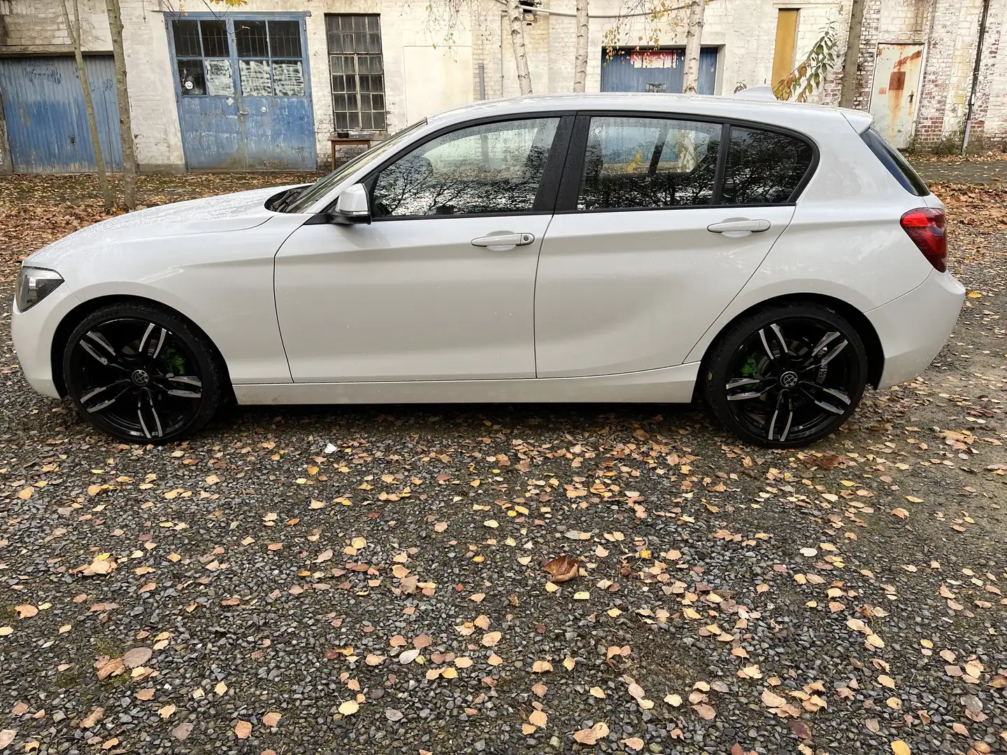 BMW 114 114i - 2