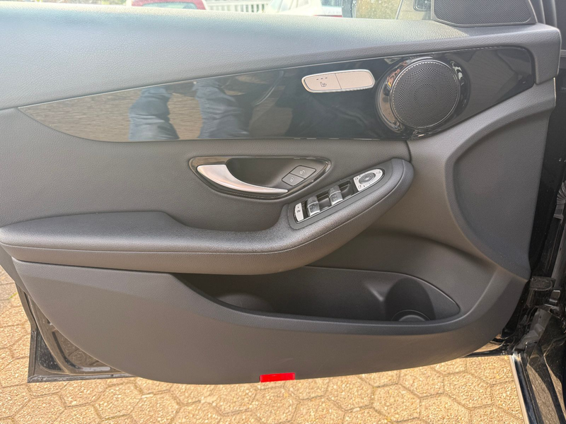 Mercedes-Benz C 220 d 4Matic*ACC*360 Kam*Multibeam LED* — photo 11