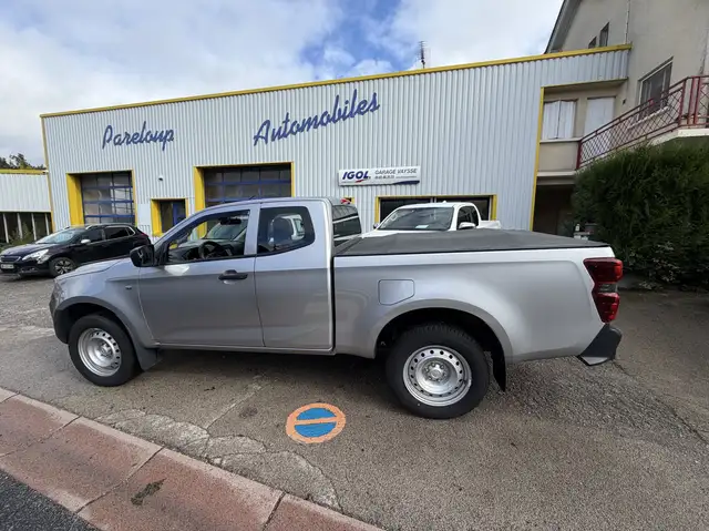 Isuzu PICK UP Isuzu DMax 1,9 D 163 Cvs N57 4 WD