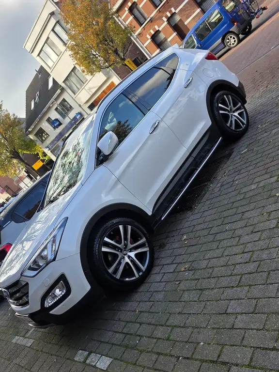 Hyundai SANTA FE 2014 из Европы — купить под ключ
