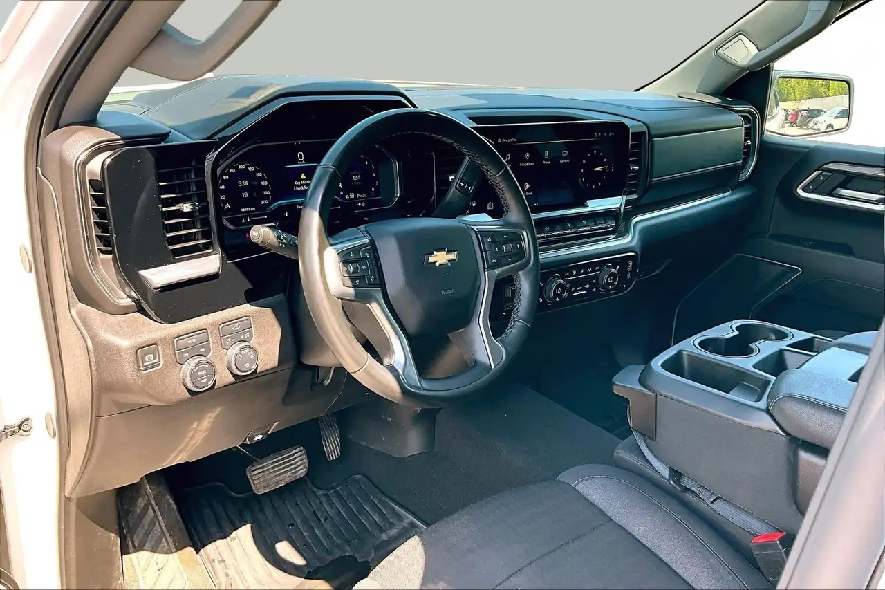 Chevrolet Silverado 1500 снимка Chevrolet Silverado 1500