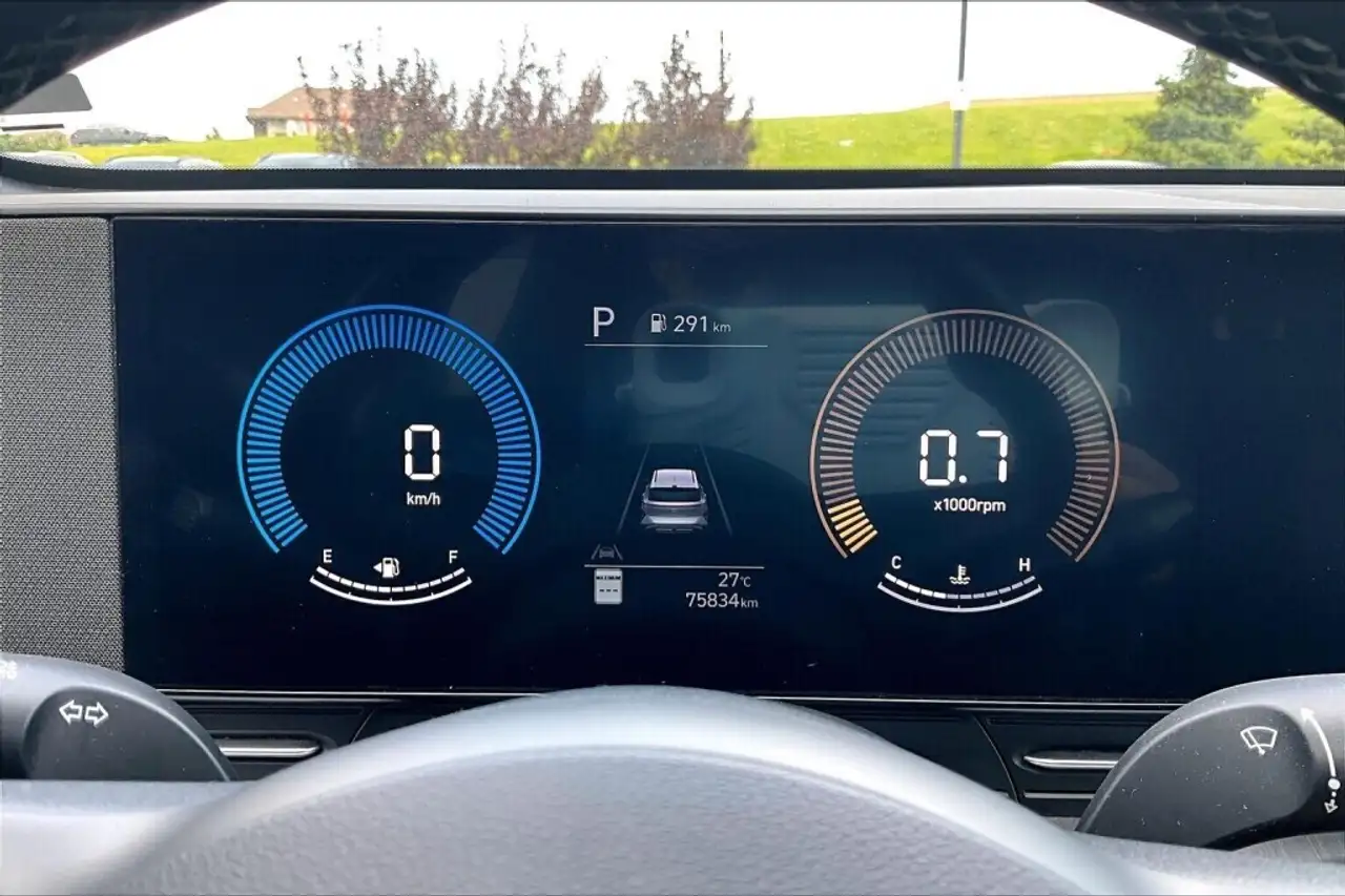 Hyundai KONA снимка Hyundai KONA