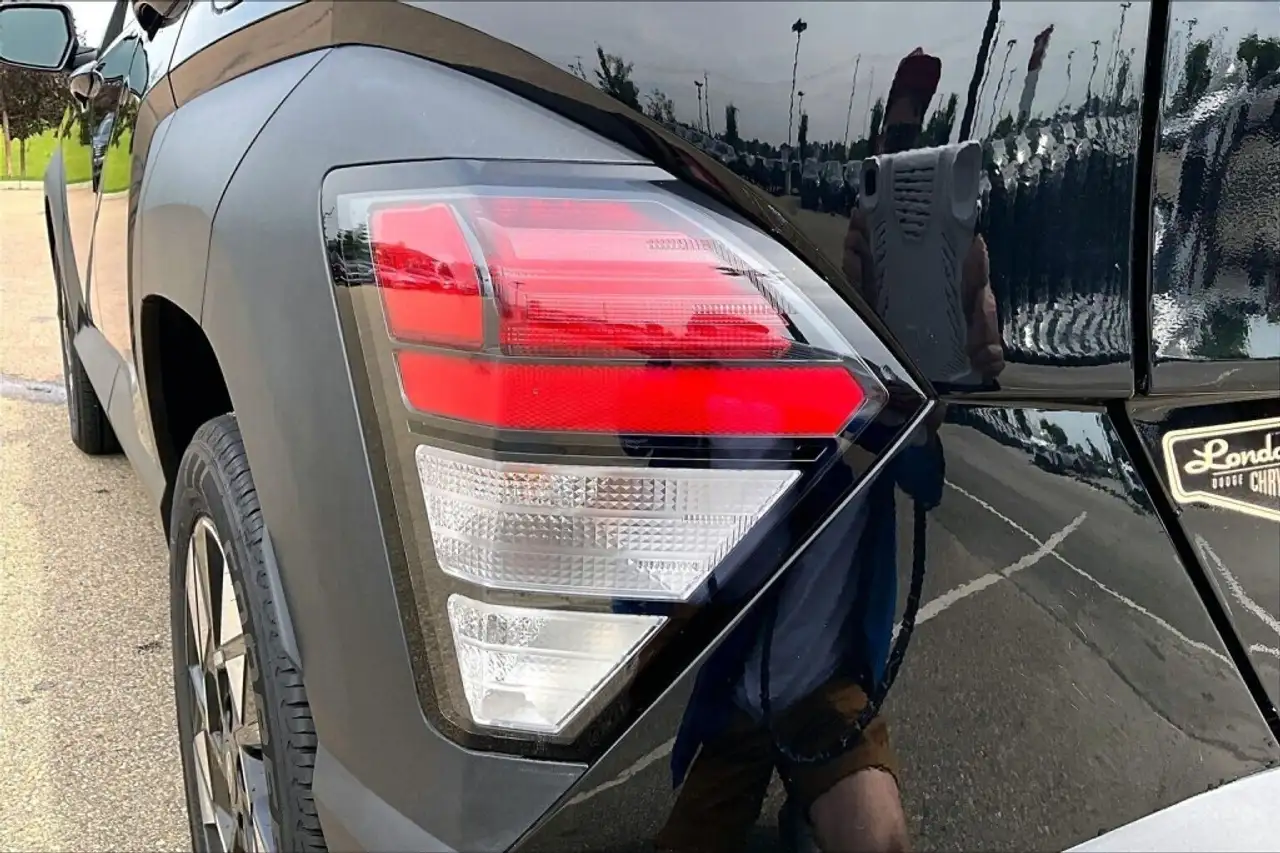 Hyundai KONA снимка Hyundai KONA