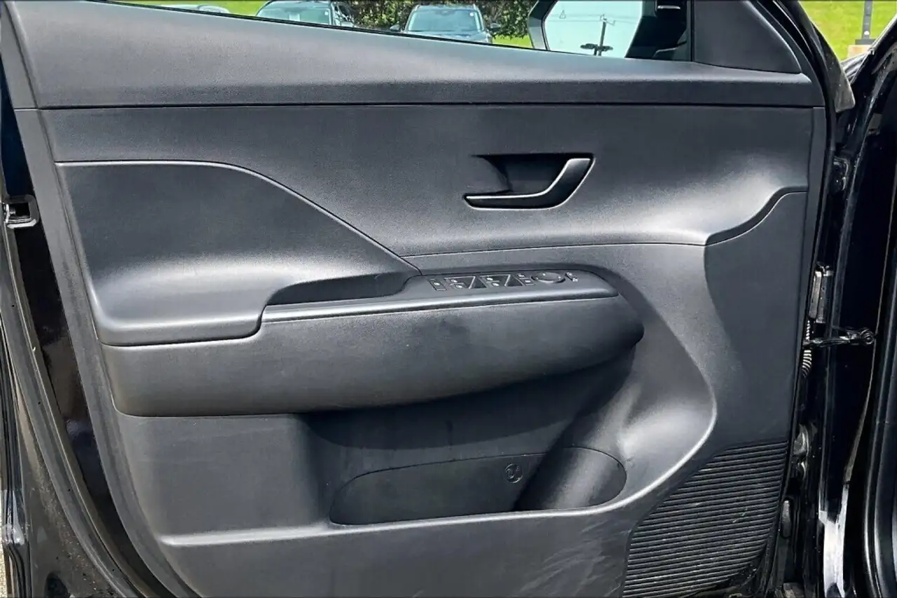 Hyundai KONA снимка Hyundai KONA