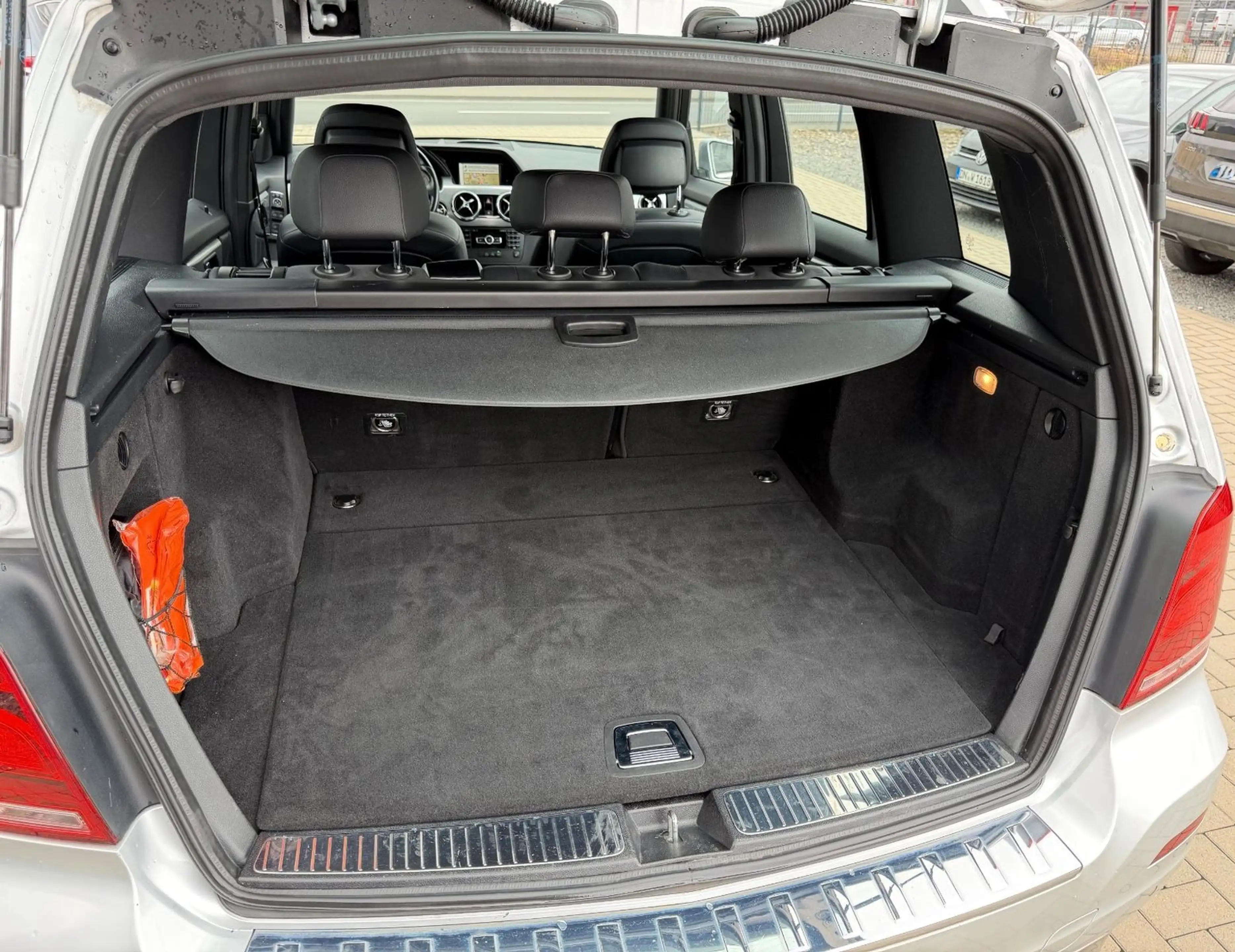 Mercedes-Benz GLK 200 CDI/Sitzheizung/NAVI/AHK/PDC Vo & hi — photo 11