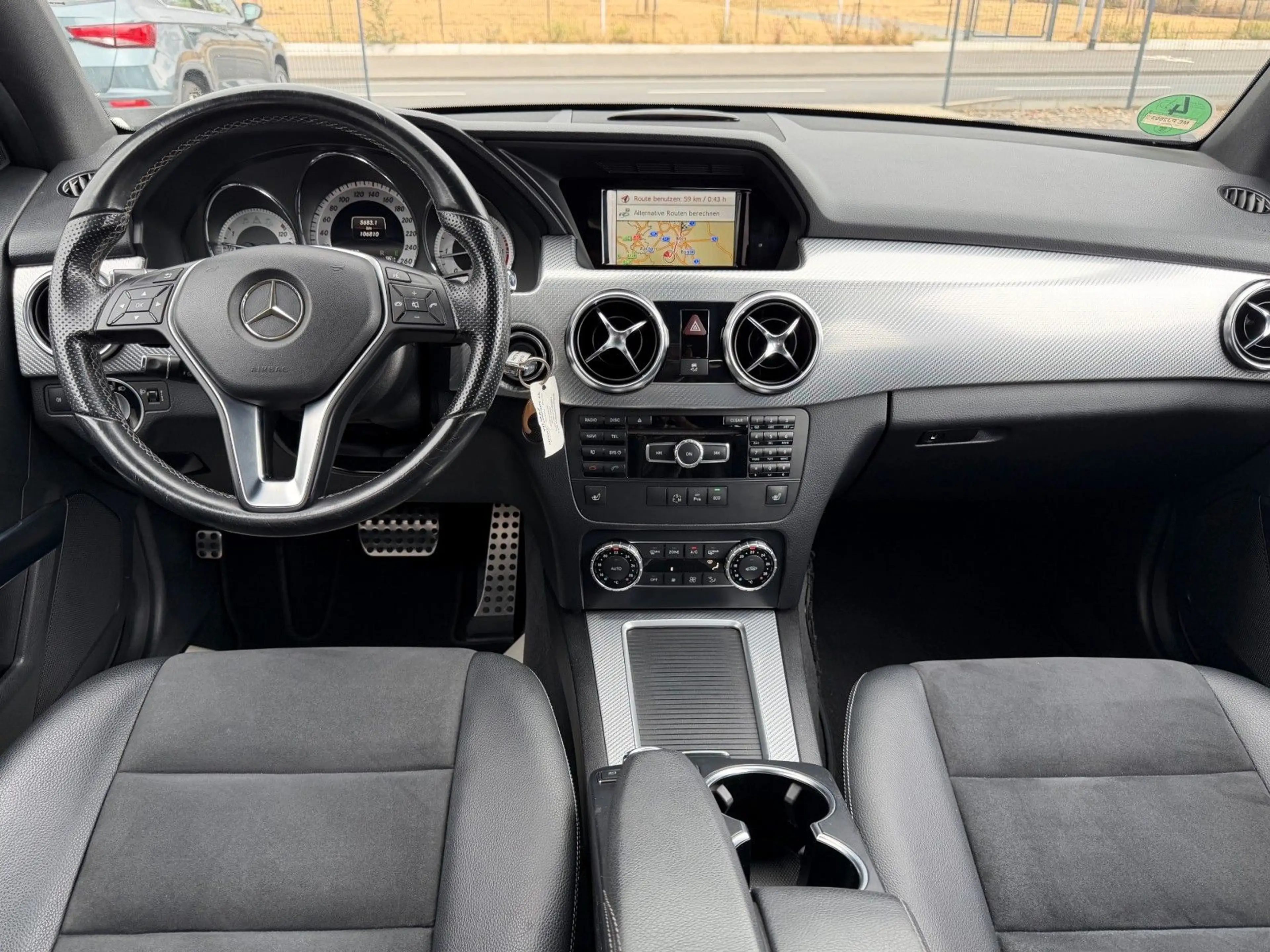 Mercedes-Benz GLK 200 CDI/Sitzheizung/NAVI/AHK/PDC Vo & hi — photo 9