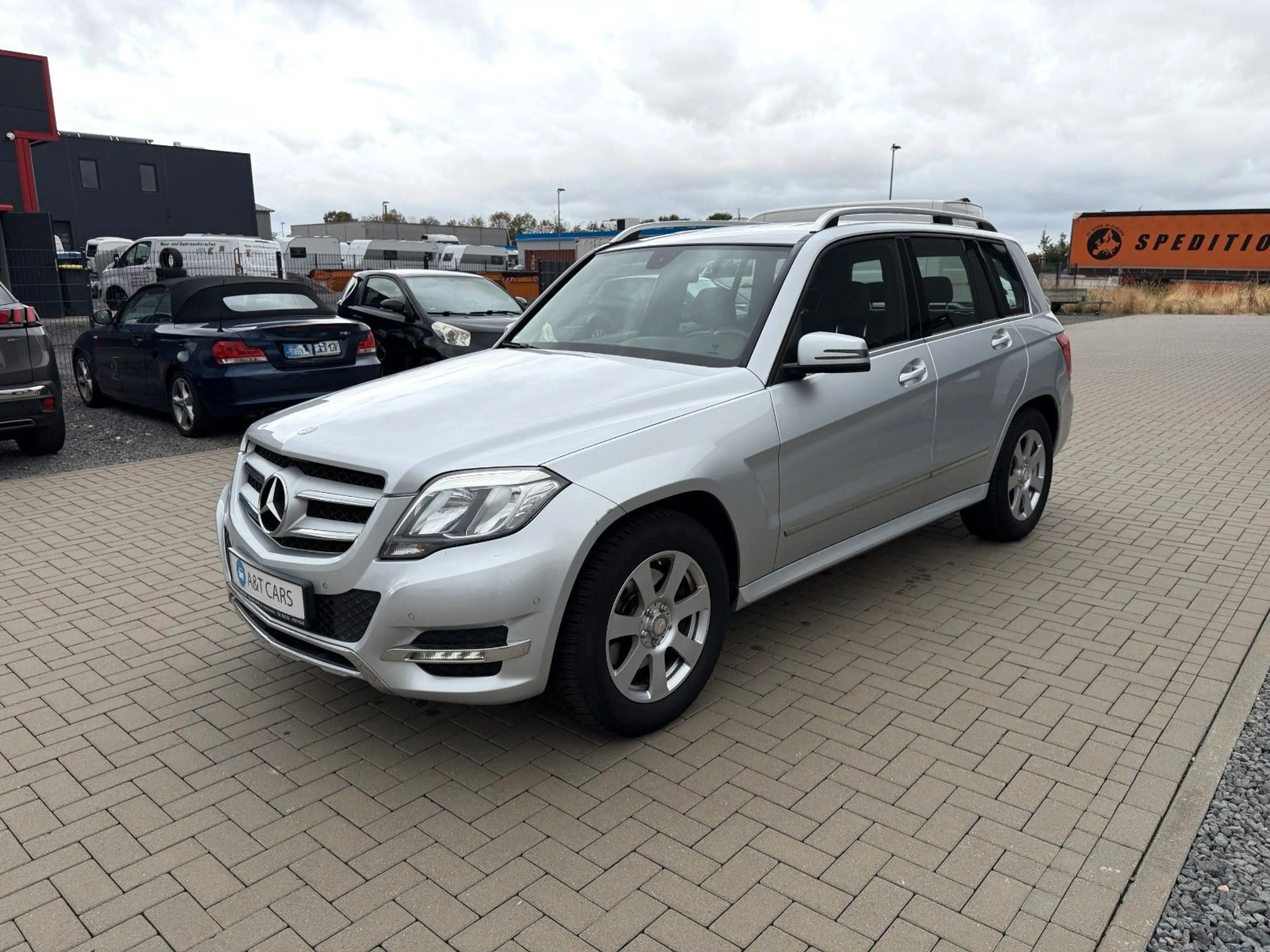 Mercedes-Benz GLK 200 CDI/Sitzheizung/NAVI/AHK/PDC Vo & hi — photo 2
