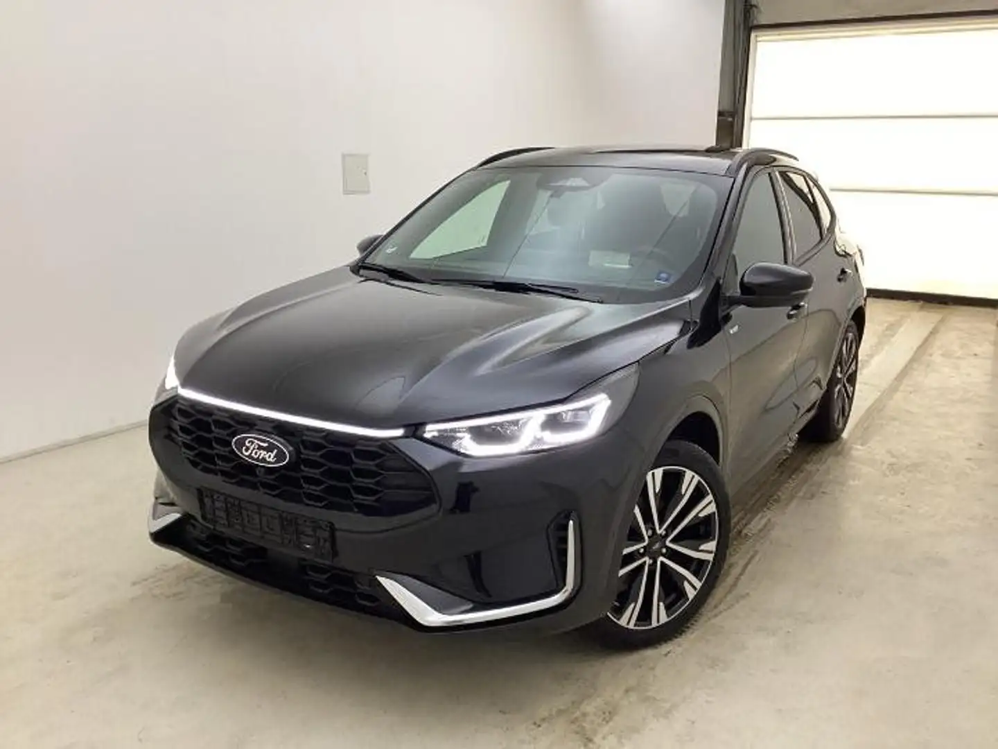 Ford Kuga Hybrid ST-Line X AWD Schwarz - 1