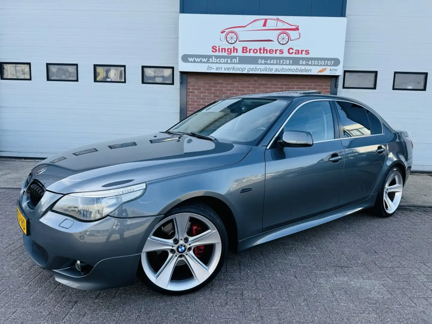BMW 525 5-serie 525i/218PK/EXE/M2007/M-PAKKET/DAK/NAVI/VOL Grey - 2