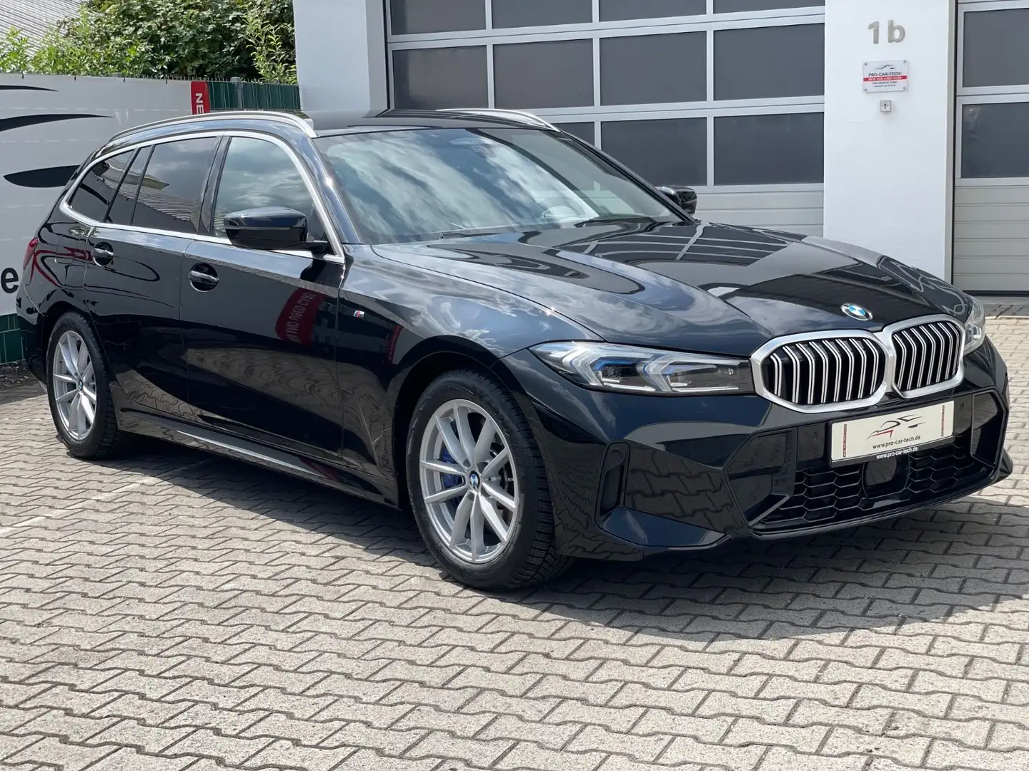 BMW 330 i Touring|M Sport|HUD|HiFi|Kamera|M-Bremse| Negro - 1