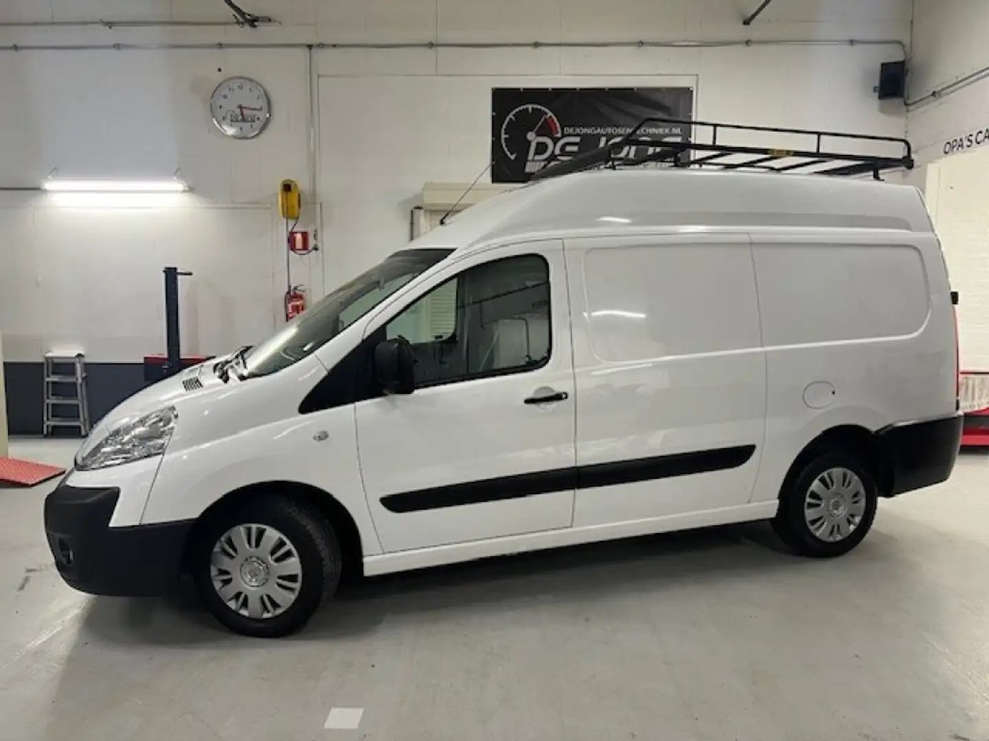 Toyota Proace 2.0D L2H2 ASPIRATION, AIRCO, SCHUIFDEUR, Cruise CT Wit - 2